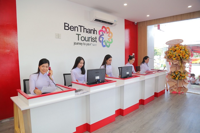 Văn phòng du lịch của BenThanh Tourist tọa lạc tại địa chỉ 18 Lê Lợi, phường Vĩnh Ninh, TP. Huế